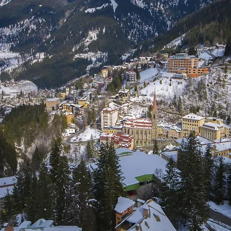 Picturesque With Terrace Appartement Bad Gastein