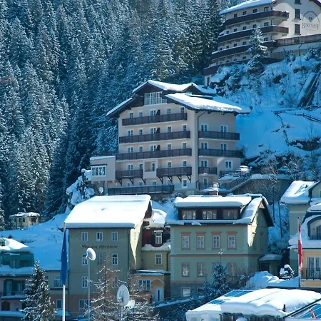 Picturesque With Terrace